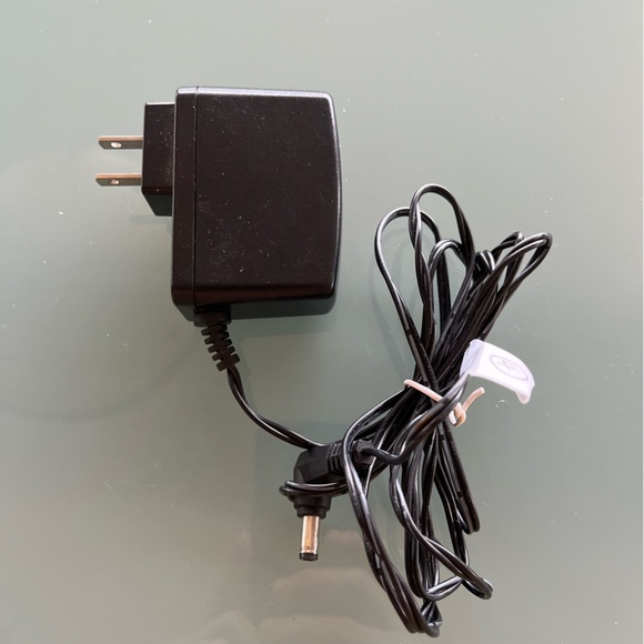 Honor ADS-18C-12N Switching Adapter Power Supply Transformer Output 12V 1.5A - Picture 3 of 8